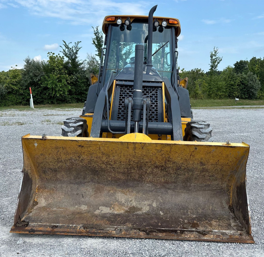 2011	John Deere	310SJ